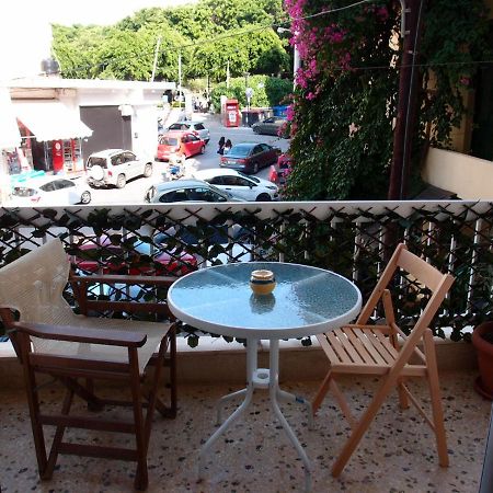 Apartment In The Heart Of Heraklion ภายนอก รูปภาพ